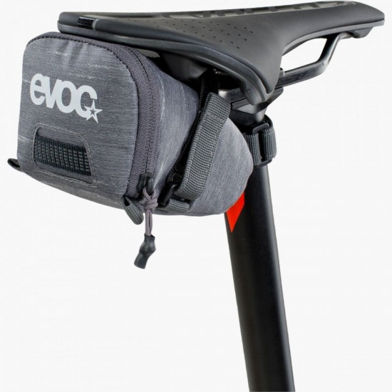 Чантичка за под седалка EVOC SEAT BAG TOUR - L - seat bag -m - на супер цена 69.00лв