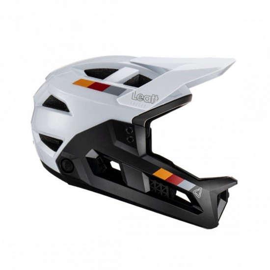 Каска LEATT Helmet MTB Enduro 2.0 V23 White - M - MTB Enduro 2.0 V23 White-М - на супер цена 398.00лв (203.49€)