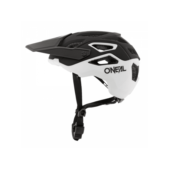 Каска O'NEAL PIKE SOLID BLACK/WHITE - PIKE SOLID BLACK/WHITE - на супер цена 132.42€ (258.99лв) Каска O'NEAL PIKE SOLID BLACK/WHITE - PIKE SOLID BLACK/WHITE - на супер цена 132.42€ (258.99лв)