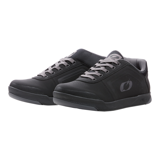 Обувки O'NEAL PINNED PRO FLAT PEDAL V.22 BLACK/GRAY - PINNED PRO FLAT PEDAL V.22 BLACK/GRAY - на супер цена 89.99€ (176.01лв)