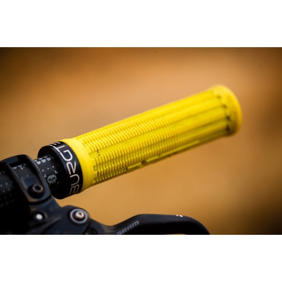 Грипове Burgtec - yellow - Yellow - на супер цена 39.00лв Грипове Burgtec - yellow - Yellow - на супер цена 39.00лв